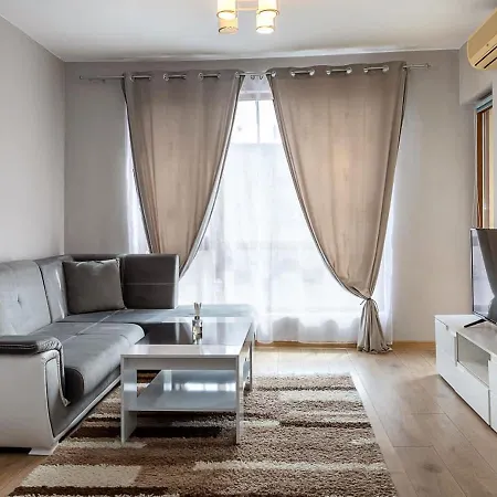 1br In Briz With Parking Space By Flat Manаger Apartament Warna