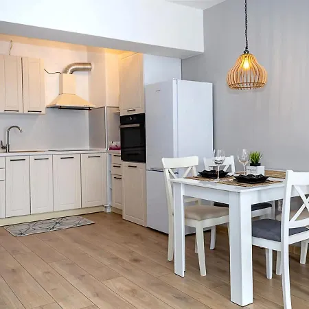 1br In Briz With Parking Space By Flat Manаger * Warna